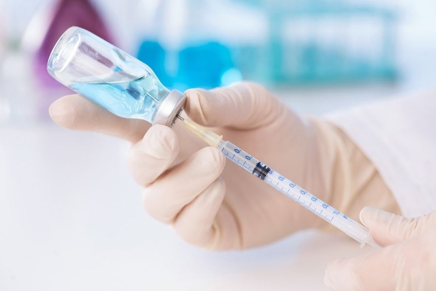 Tiêm vacxin để phòng tránh bệnh viêm gan