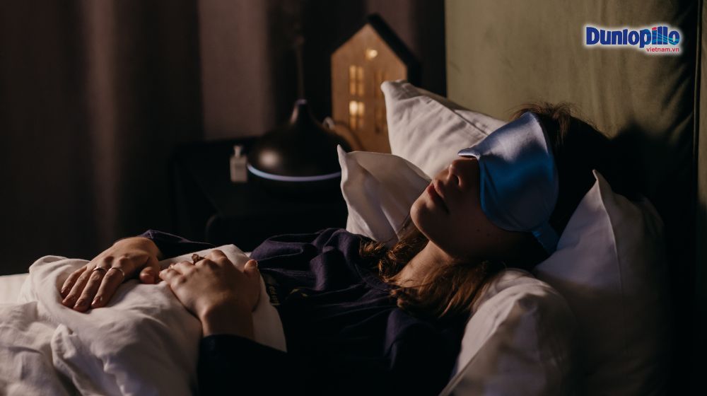 Mất ngủ kinh niên: 9 phương pháp cải thiện giấc ngủ 3 Phòng ngủ yên tĩnh giúp ngủ ngon