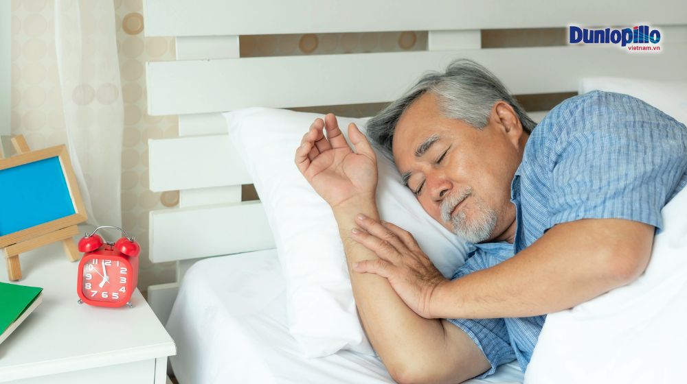 10 bí quyết mang đến giấc ngủ ngon cho người lớn tuổi 2 Thiết lập thời gian đi ngủ đều đặn