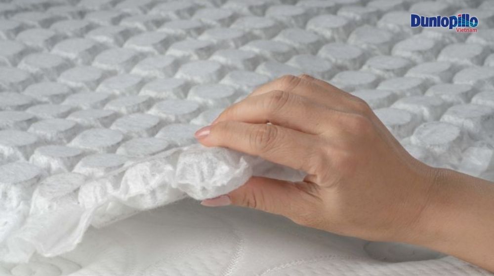 Micro Ultra Coil - lớp lò xo túi siêu nhỏ giúp ôm sát đường cong cơ thể