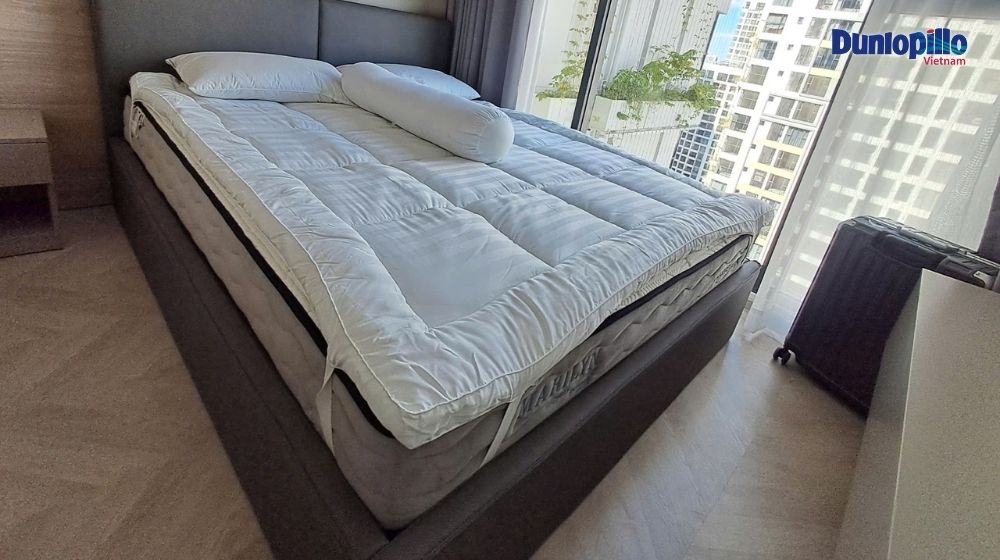 Sử dụng thêm topper/bảo vệ nệm