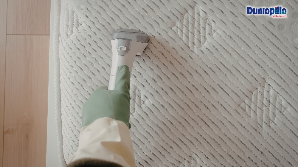 Vệ sinh nệm dịnh kỳ tại nhà